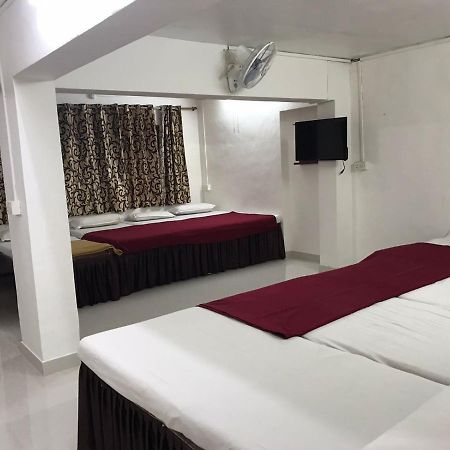 Hotel Priti International 마푸사 외부 사진